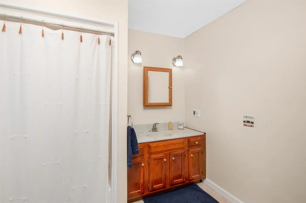 58 Aurielle Drive Colchester VT 05446