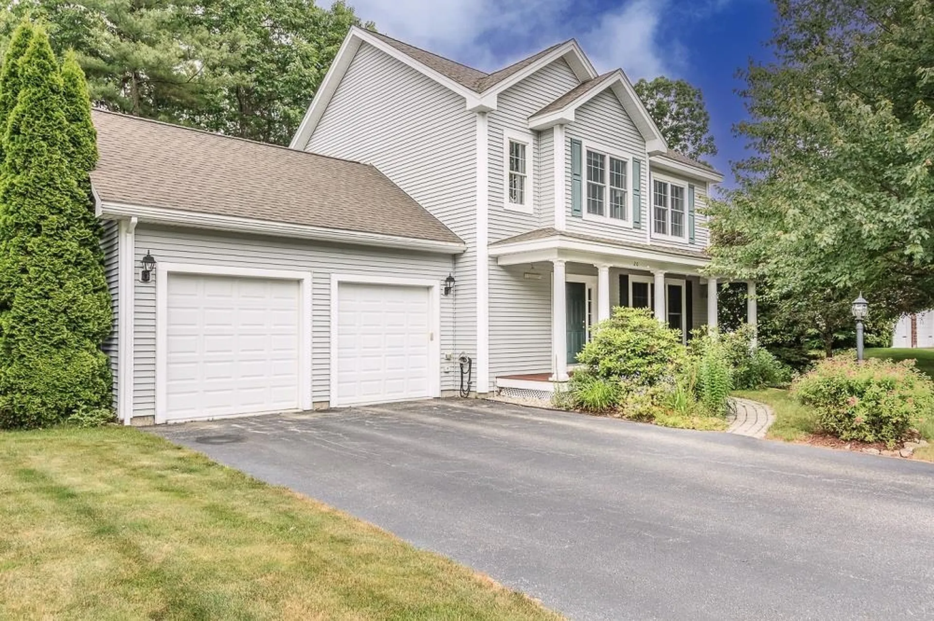 20 River Birch Circle Manchester NH 03102