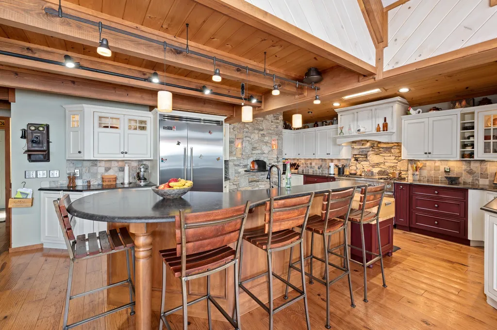 90 Minge Cove Road Alton NH 03810