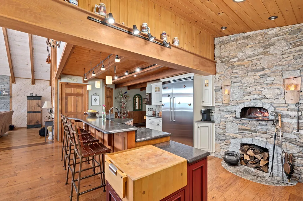 90 Minge Cove Road Alton NH 03810