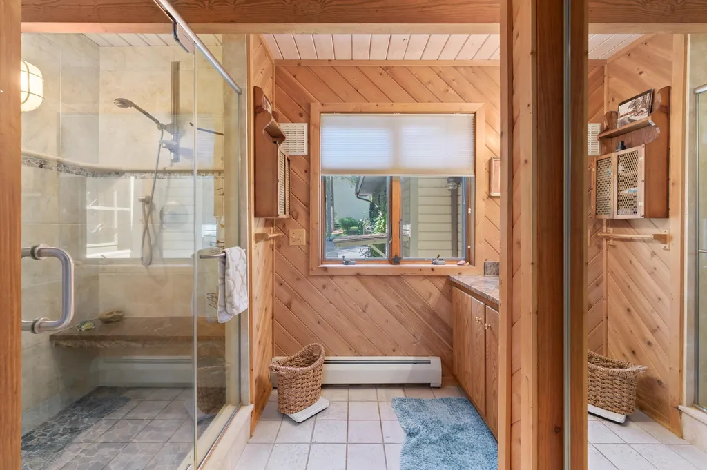 90 Minge Cove Road Alton NH 03810
