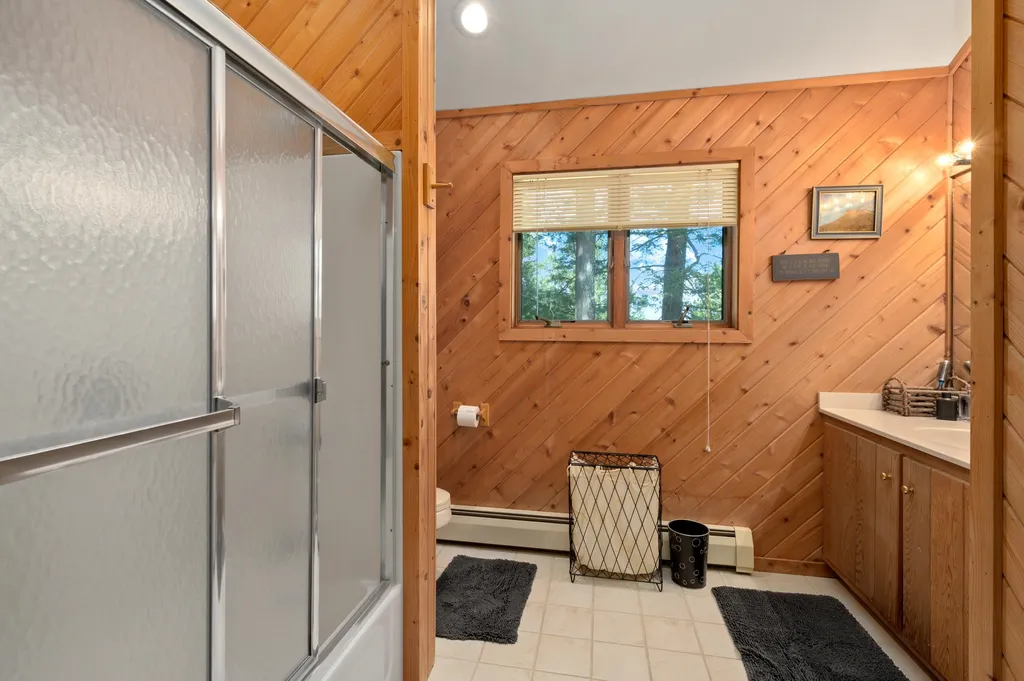 90 Minge Cove Road Alton NH 03810