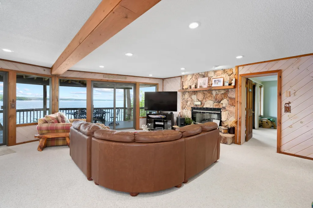 90 Minge Cove Road Alton NH 03810