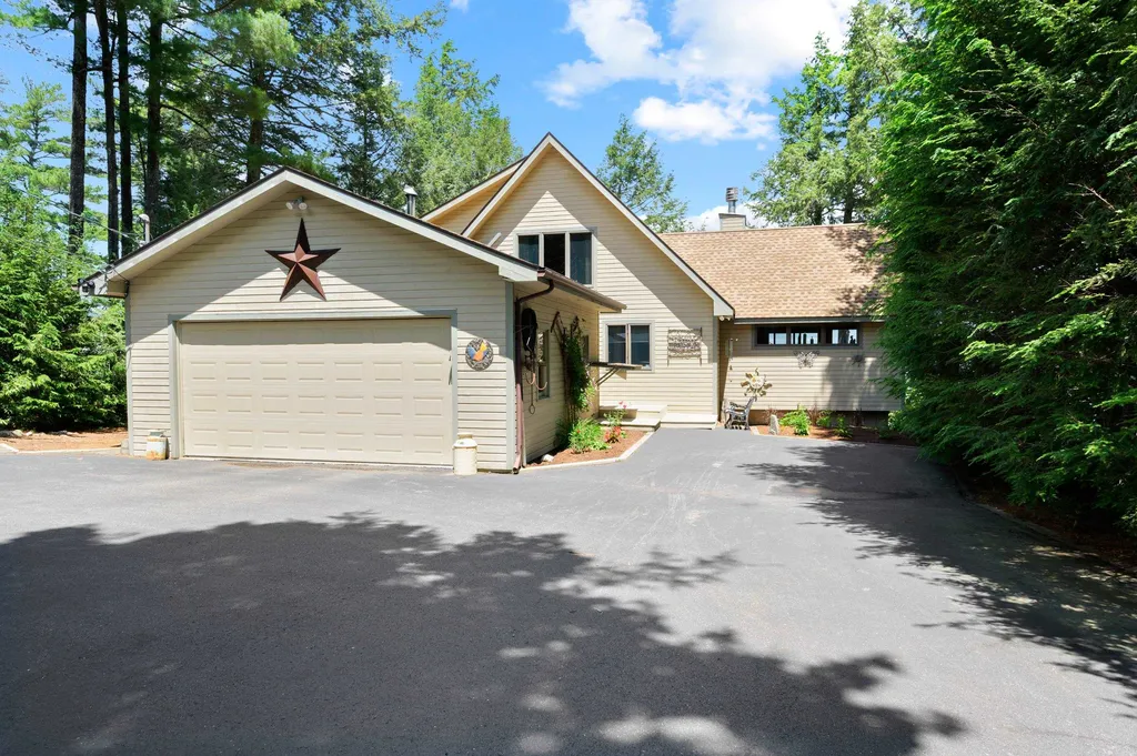 90 Minge Cove Road Alton NH 03810