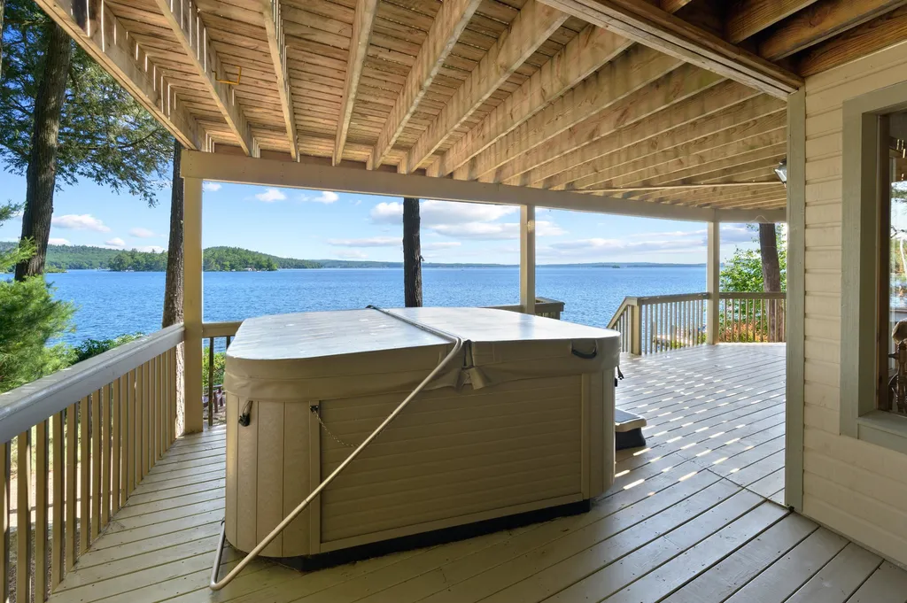 90 Minge Cove Road Alton NH 03810