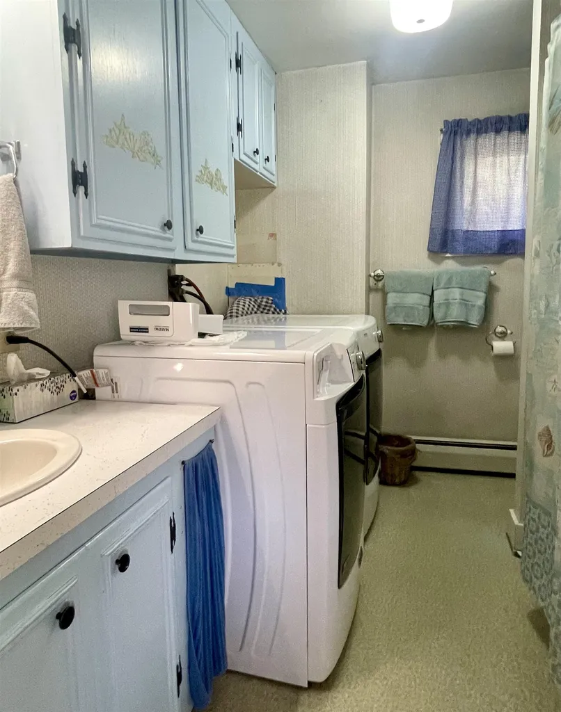 72 Prospect Street Lancaster NH 03584