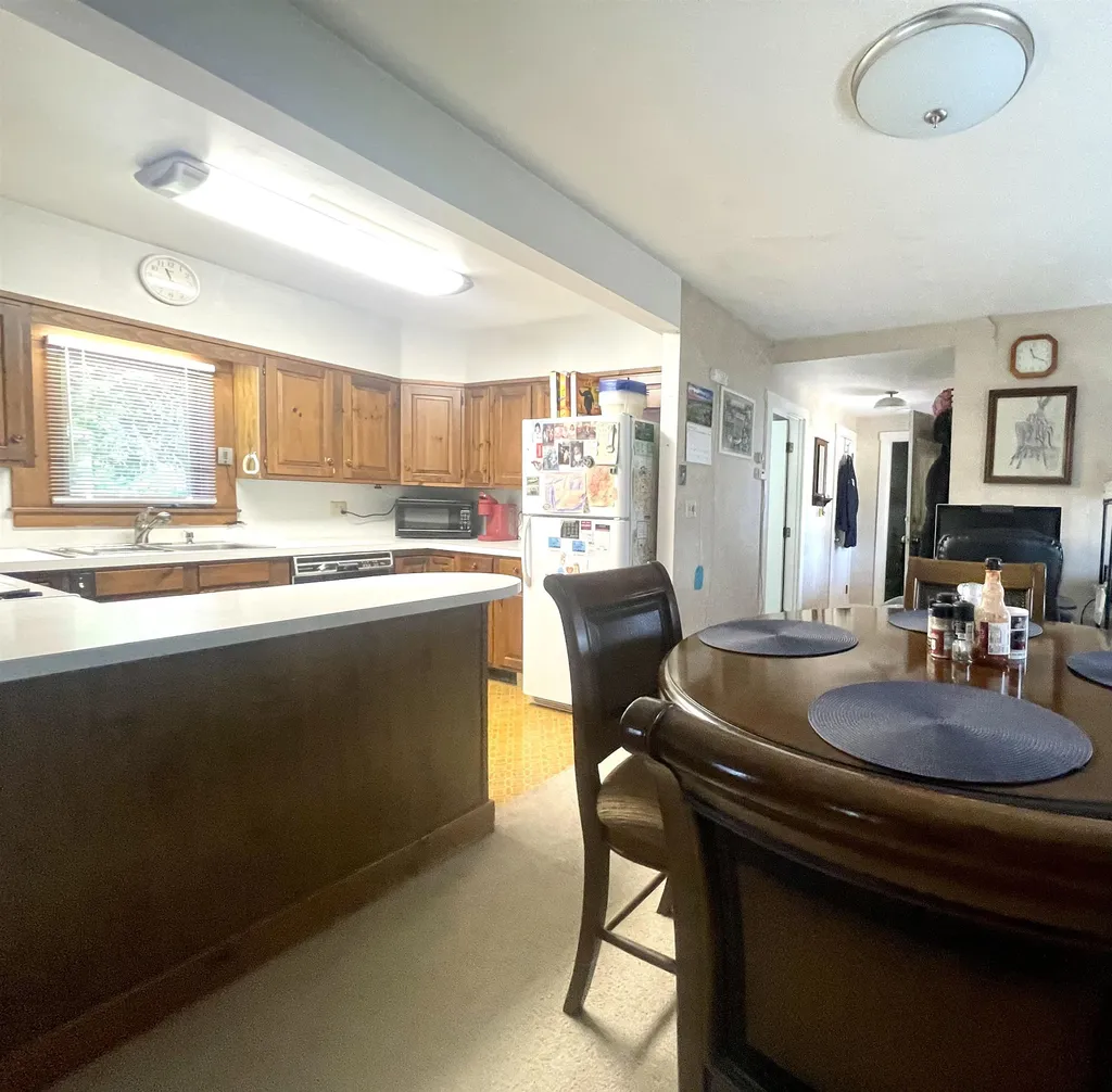 72 Prospect Street Lancaster NH 03584