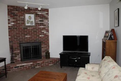 22 Nestledown Drive Laconia NH 03246