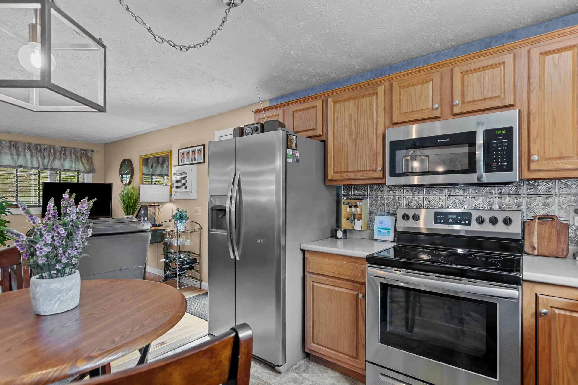 757 River Road New Boston NH 03070