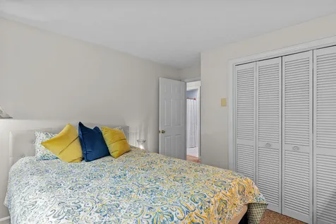 757 River Road New Boston NH 03070