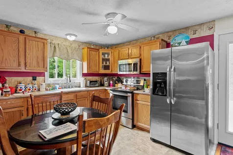 757 River Road New Boston NH 03070