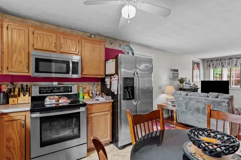 757 River Road New Boston NH 03070