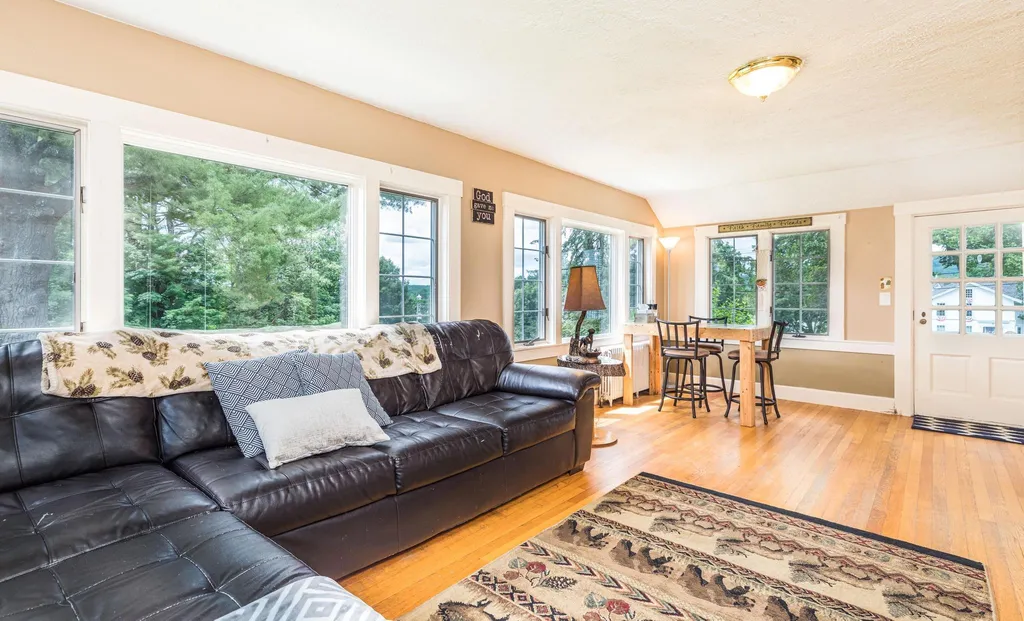 28 Old Wolfeboro Road Alton NH 03809