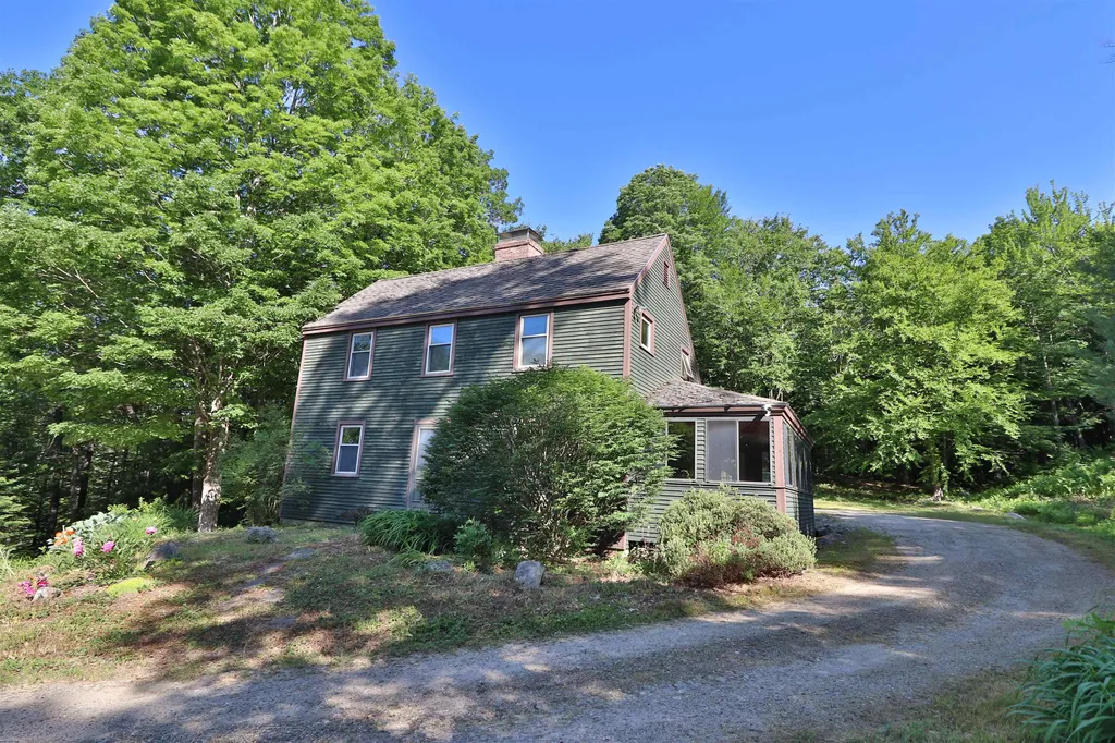530 Bog Road Campton NH 03223
