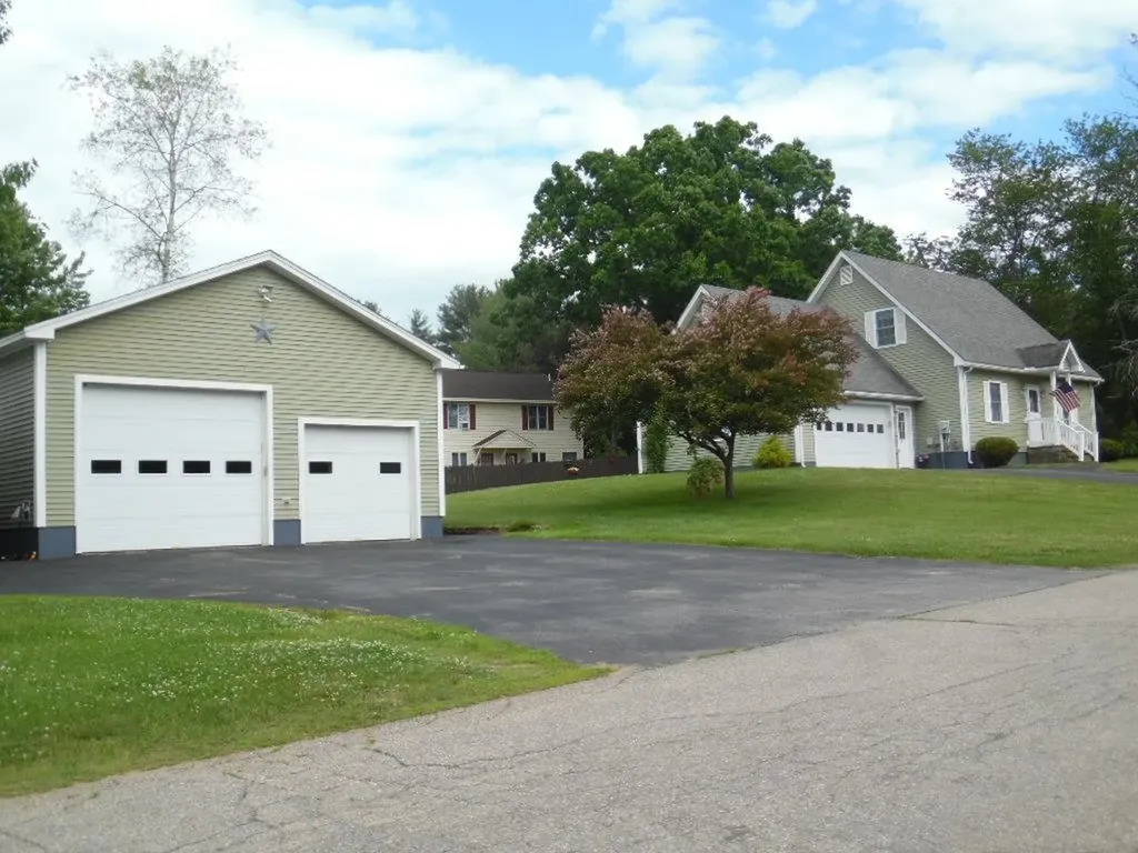 3 Kimball Street Northfield NH 03276
