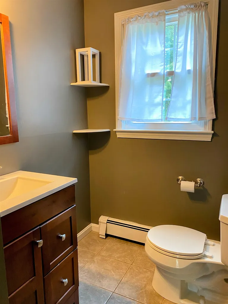 235 Mallego Road Barrington NH 03825