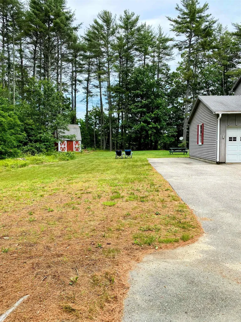 235 Mallego Road Barrington NH 03825