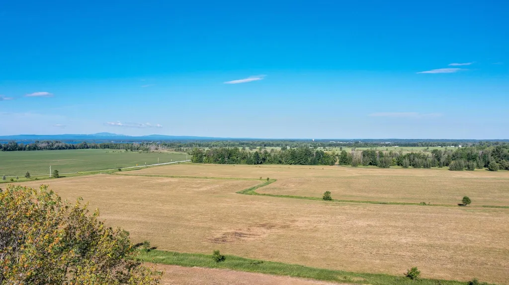 329 Border Road Alburgh VT 05440