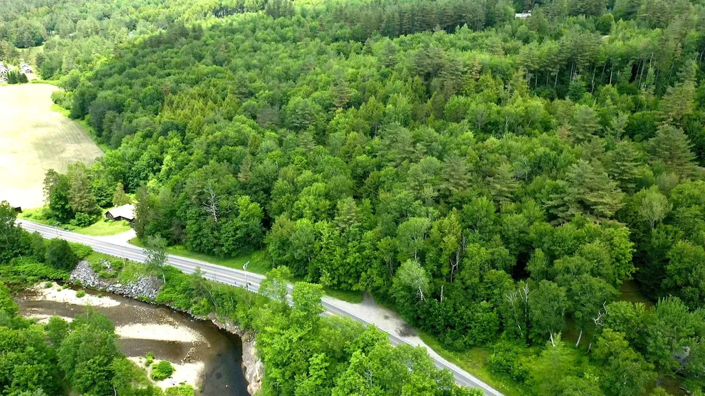 2438 Mountain Road Stowe VT 05672