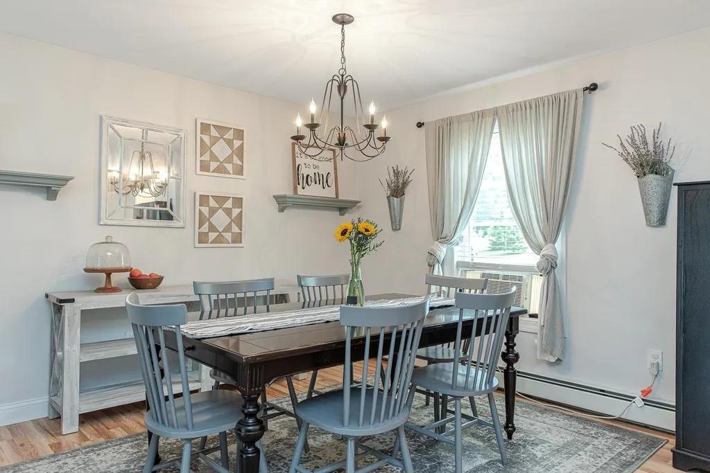 68 Colony Lane New Hampton NH 03256