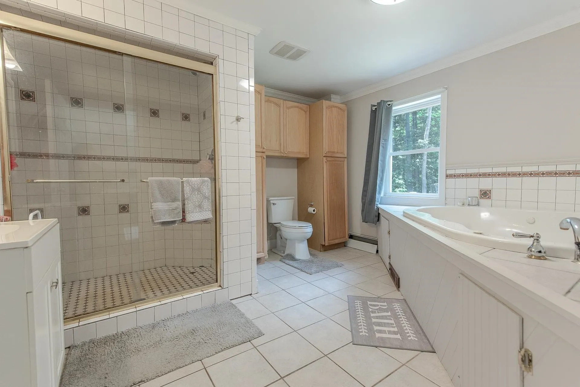 68 Colony Lane New Hampton NH 03256