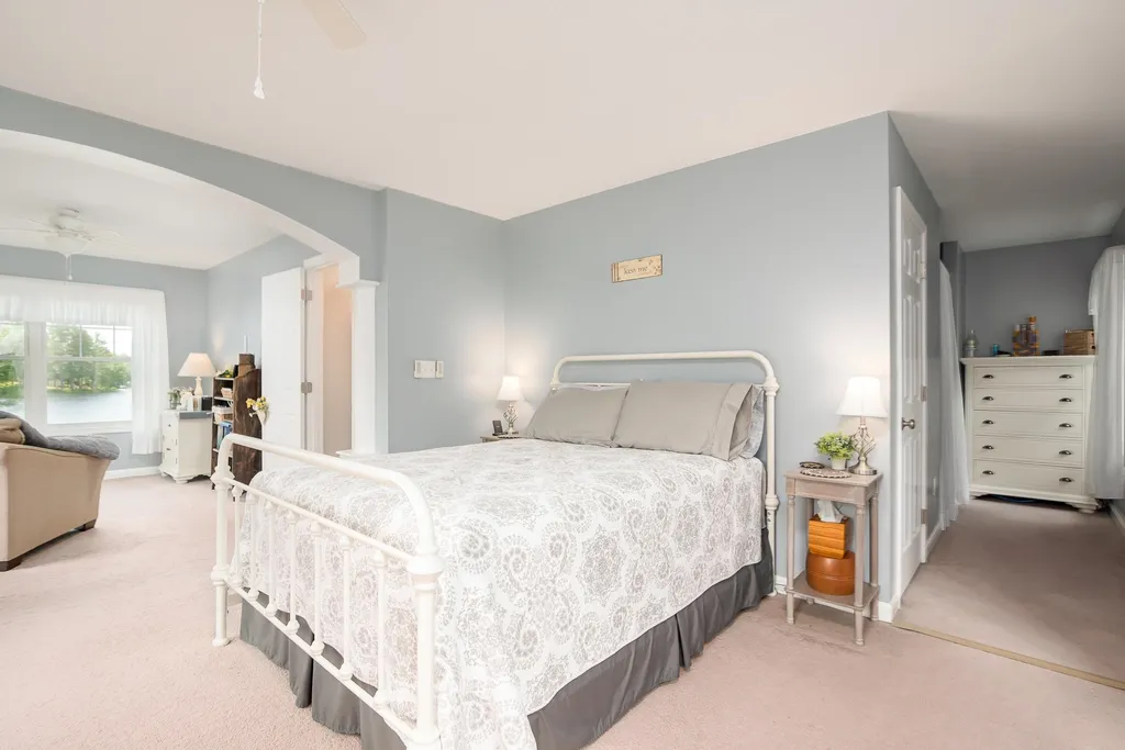 22 West Shore Drive Raymond NH 03077