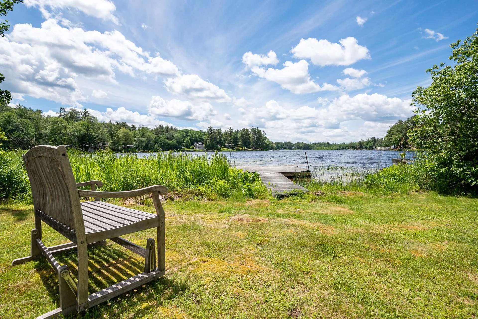 22 West Shore Drive Raymond NH 03077