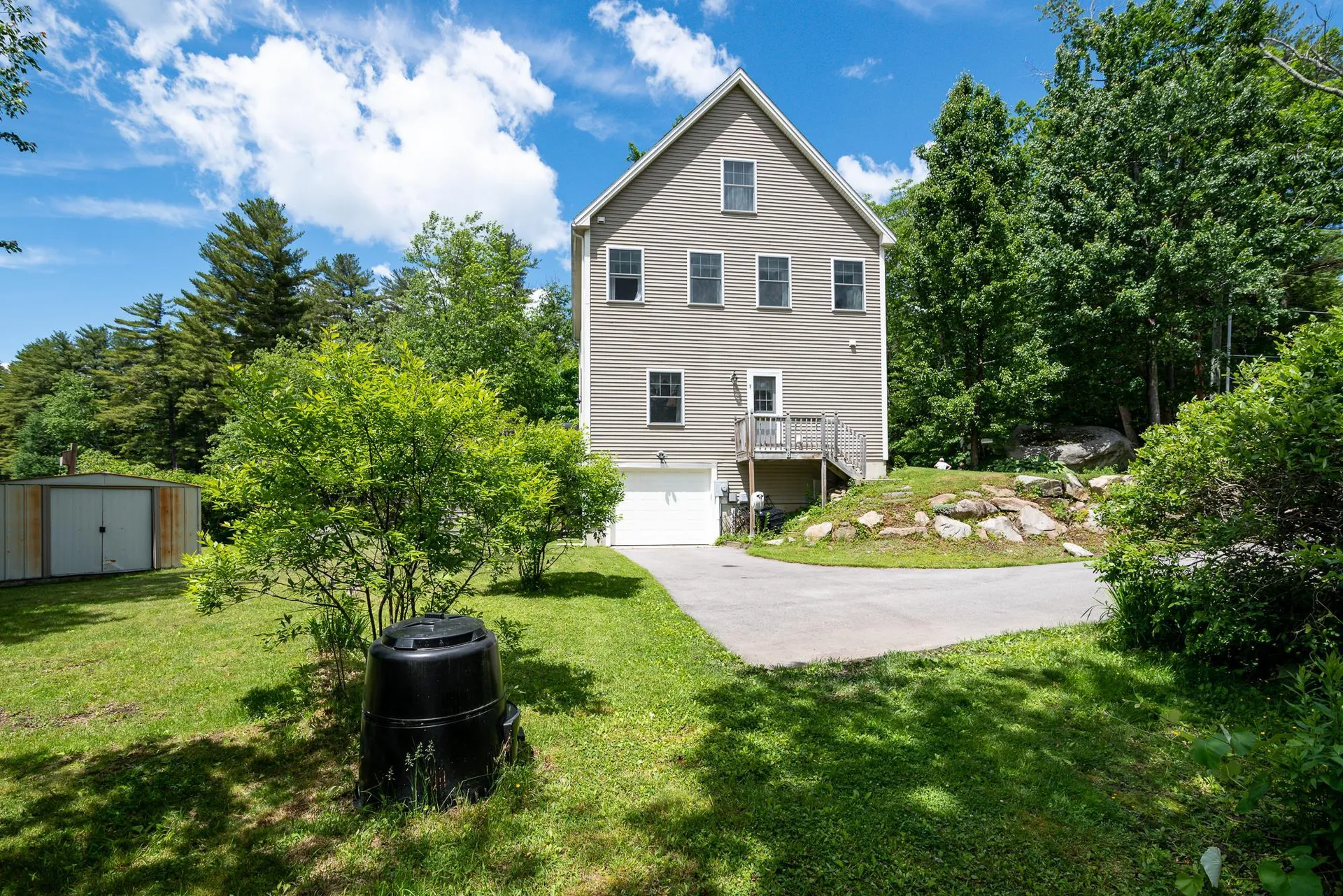 22 West Shore Drive Raymond NH 03077