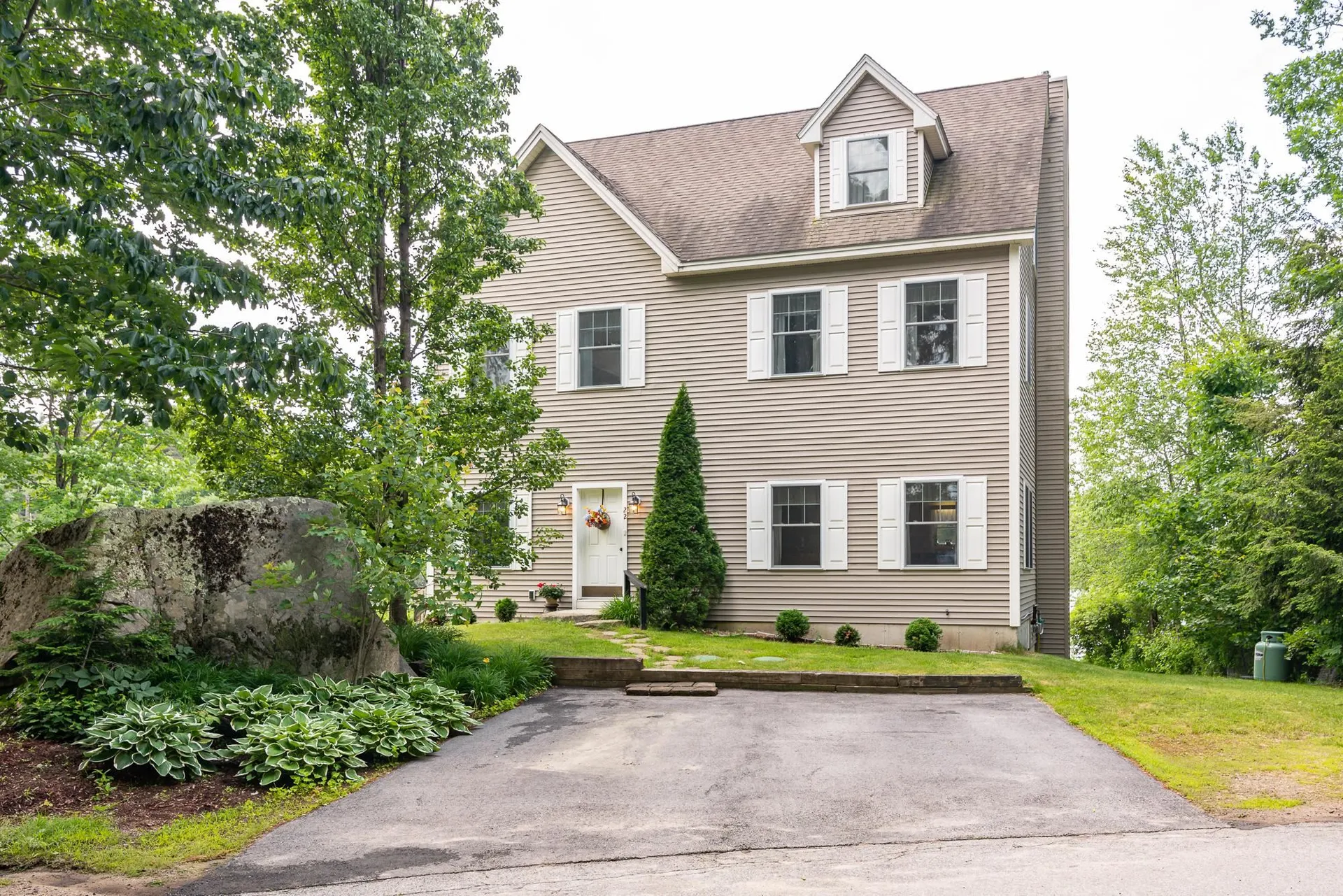 22 West Shore Drive Raymond NH 03077