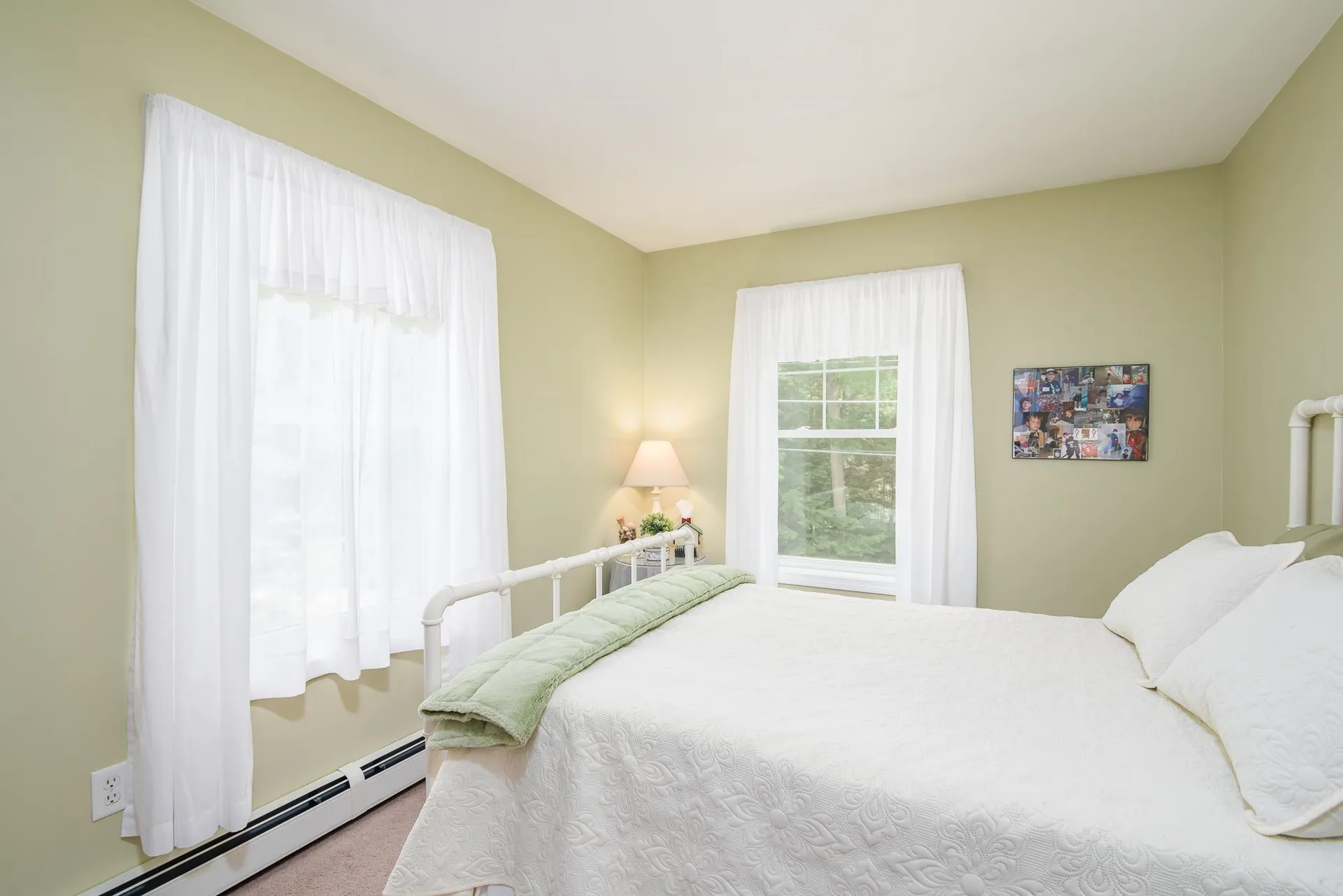 22 West Shore Drive Raymond NH 03077