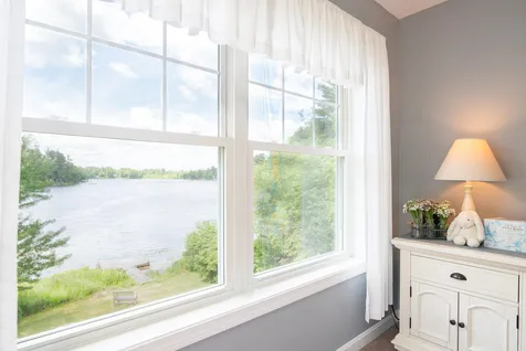 22 West Shore Drive Raymond NH 03077
