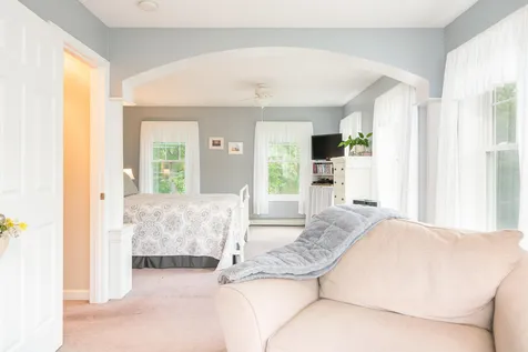 22 West Shore Drive Raymond NH 03077
