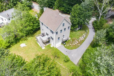 22 West Shore Drive Raymond NH 03077