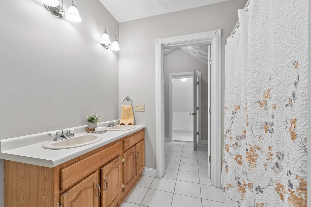 38 Mason Road Brookline NH 03033