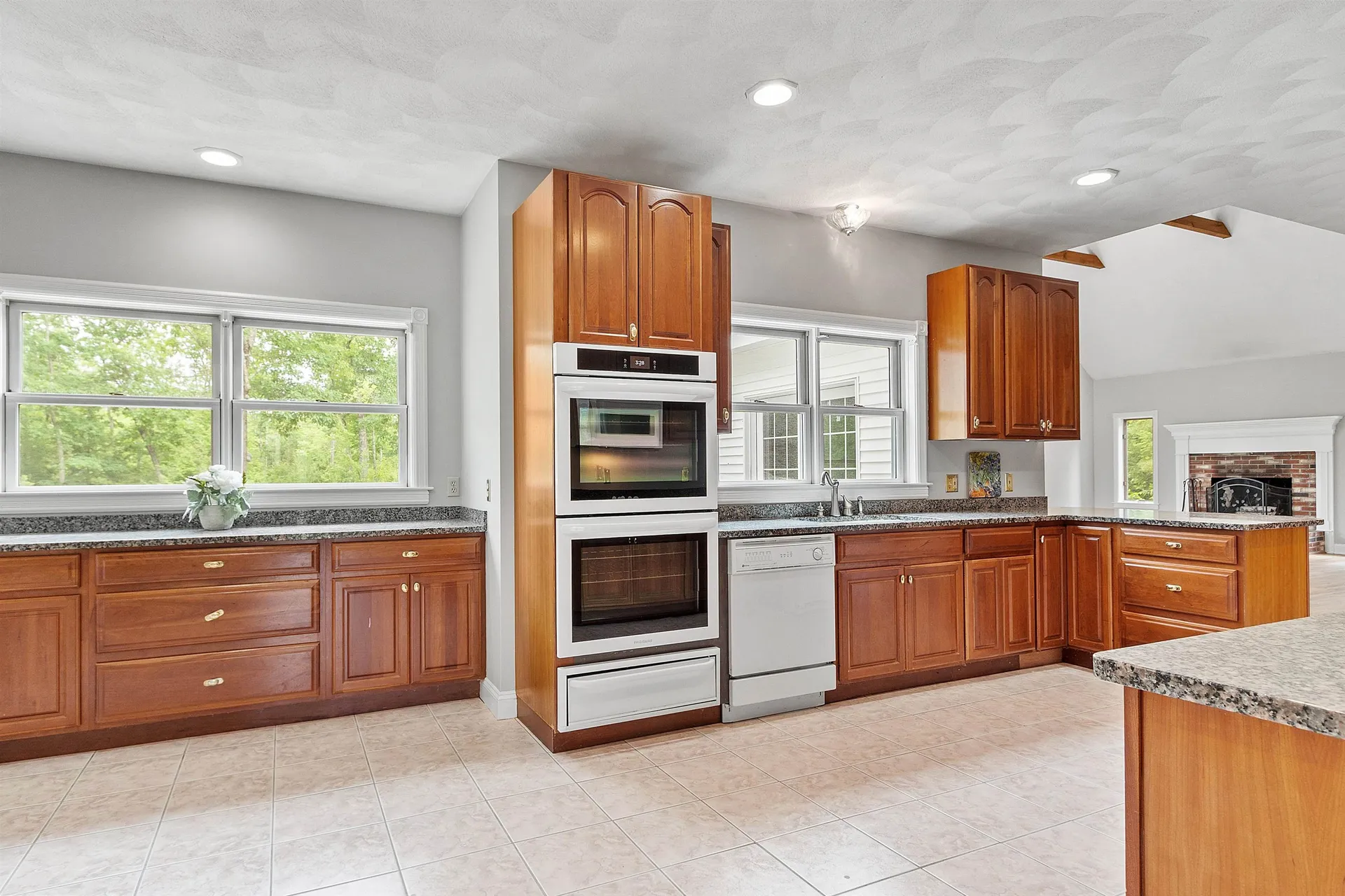 38 Mason Road Brookline NH 03033