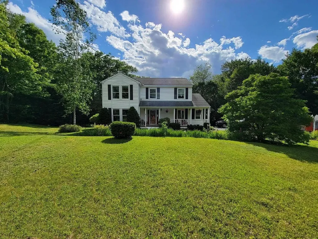 11 Red Oak Drive Keene NH 03431