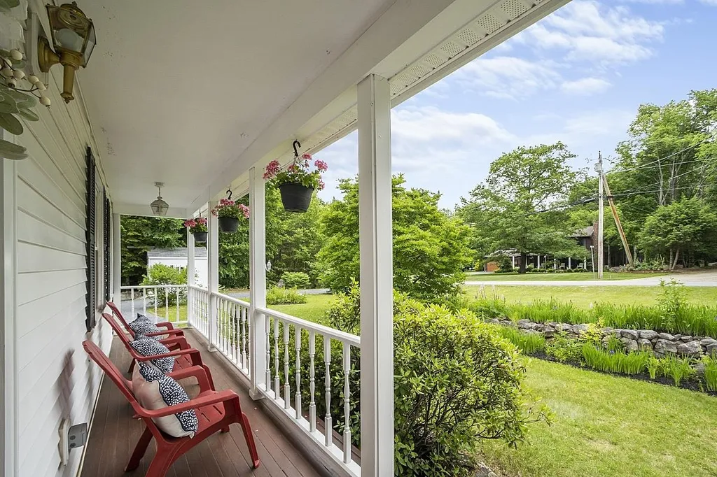 11 Red Oak Drive Keene NH 03431