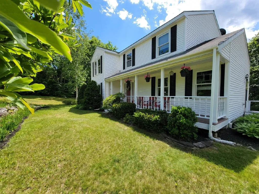 11 Red Oak Drive Keene NH 03431