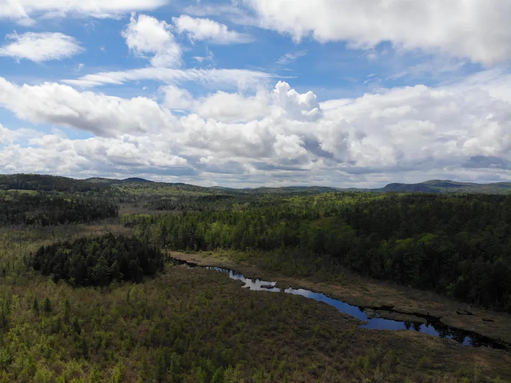 00 White Oak Pond Road Holderness NH 04353