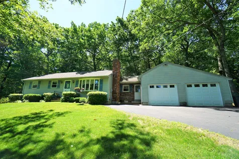 61 Morrill Road Hooksett NH 03106