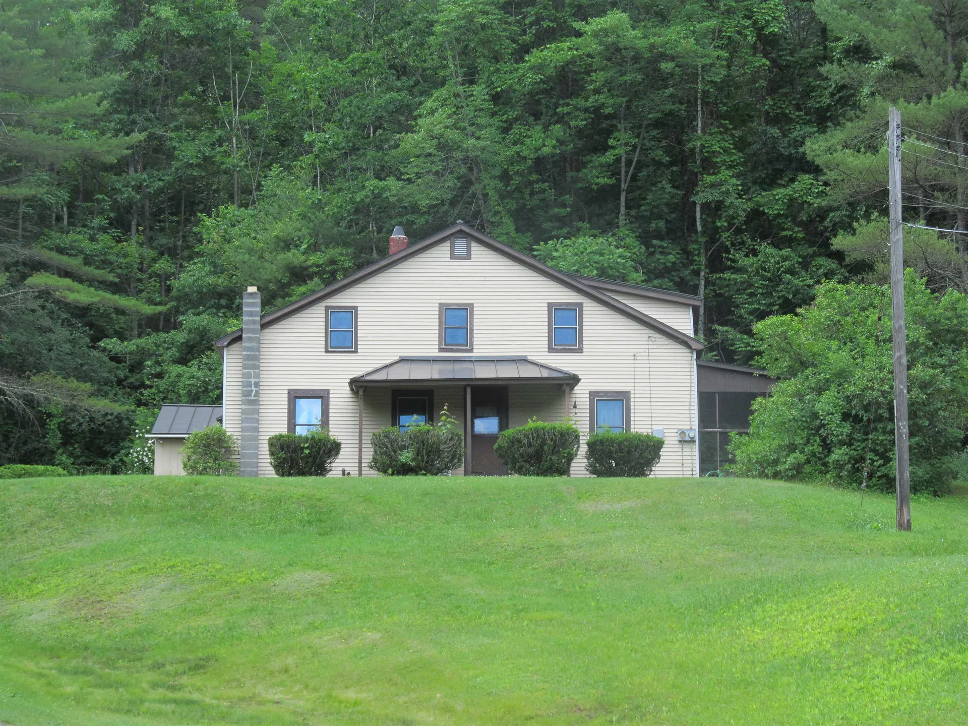 226 Twistback Road Claremont NH 03743