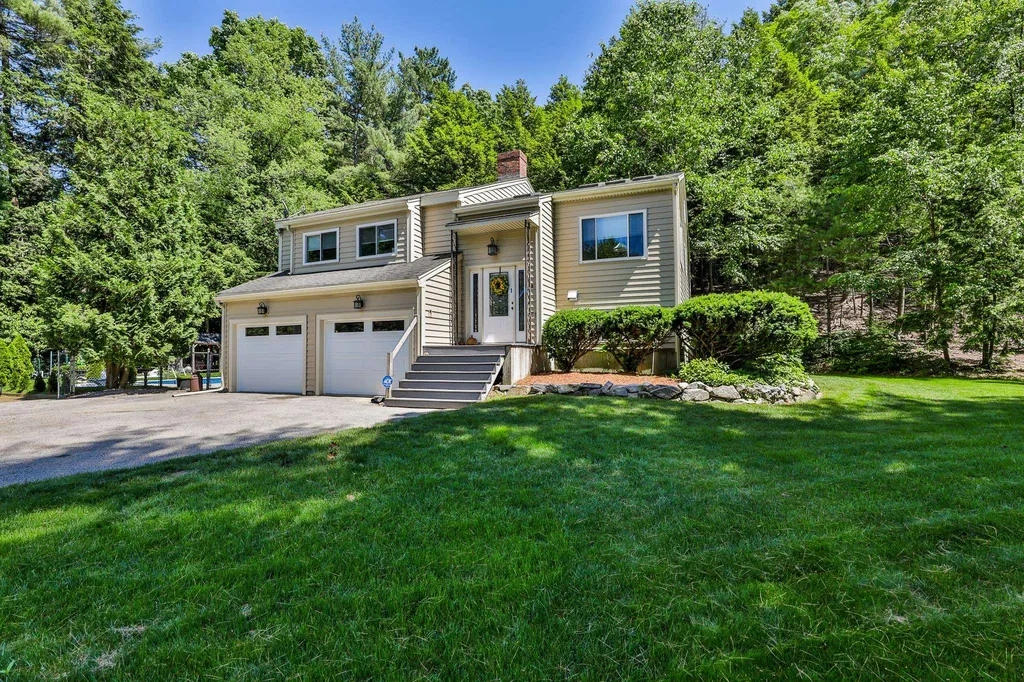 4 Meadowview Lane Merrimack NH 03054