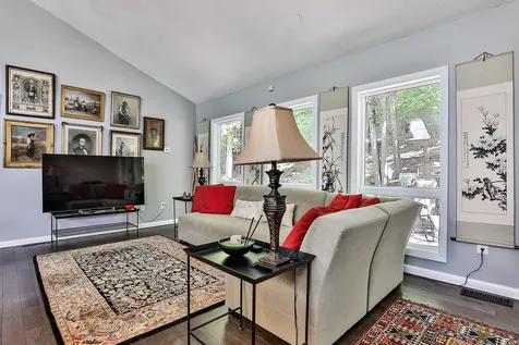 4 Meadowview Lane Merrimack NH 03054