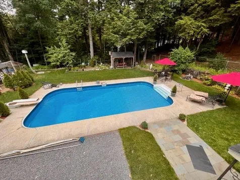 4 Meadowview Lane Merrimack NH 03054