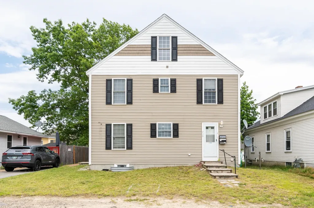 719 Hevey Street Manchester NH 03102