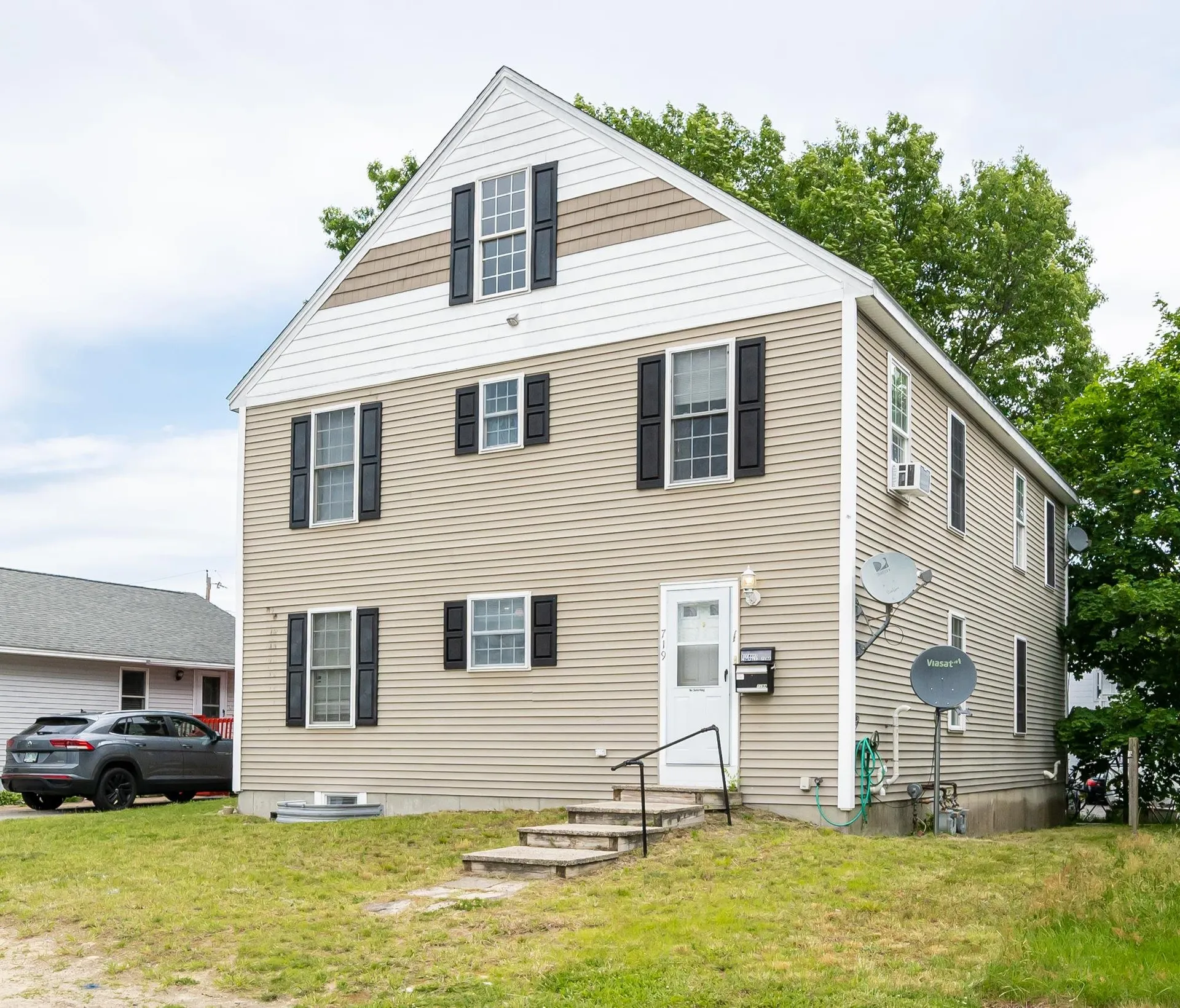 719 Hevey Street Manchester NH 03102