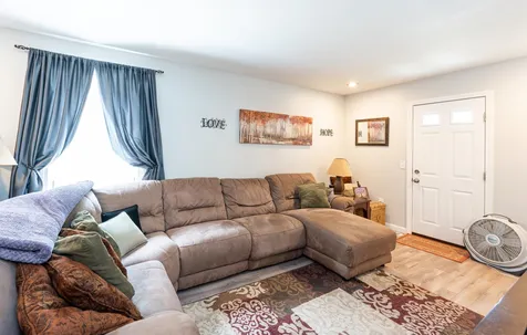 719 Hevey Street Manchester NH 03102