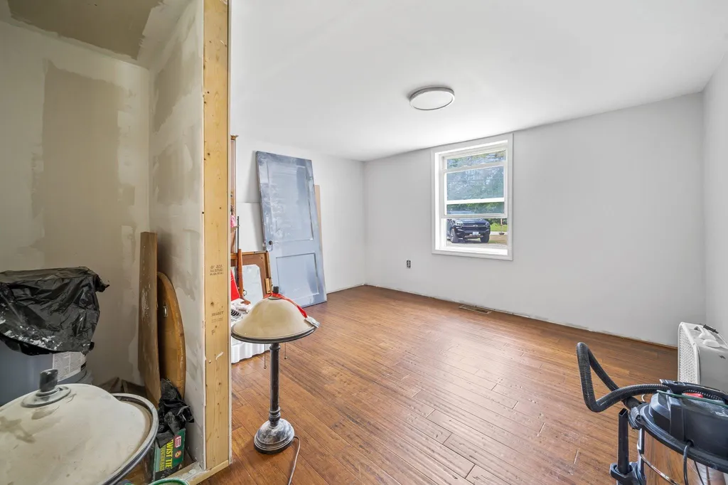 150 Hedding Road Epping NH 03042