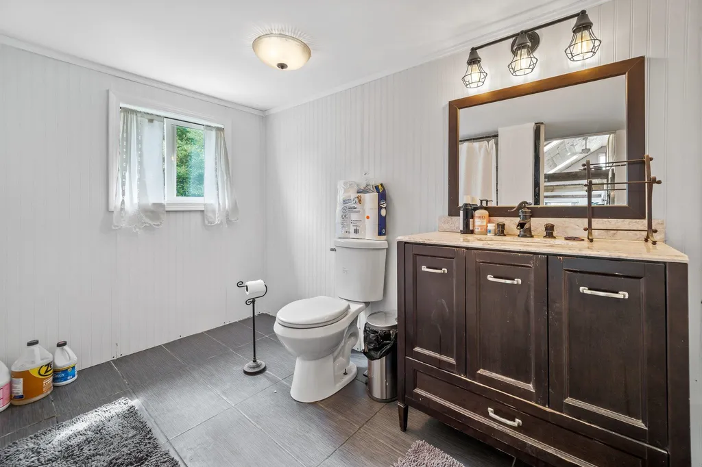 150 Hedding Road Epping NH 03042