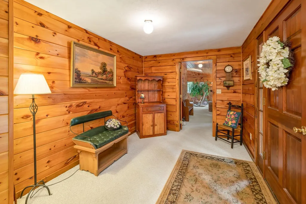 11 Knotty Knoll Circle Farmington NH 03835